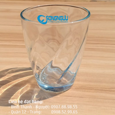 LY THỦY TINH BẦU XOẮN TRUNG